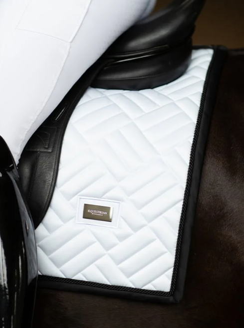 Equestrian Stockholm Dressuur Zadeldekje - Modern White Black