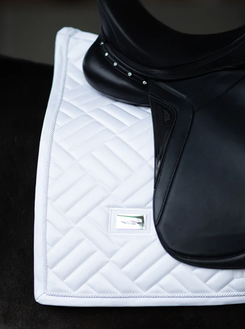 Equestrian Stockholm Dressuur Zadeldekje - Modern White