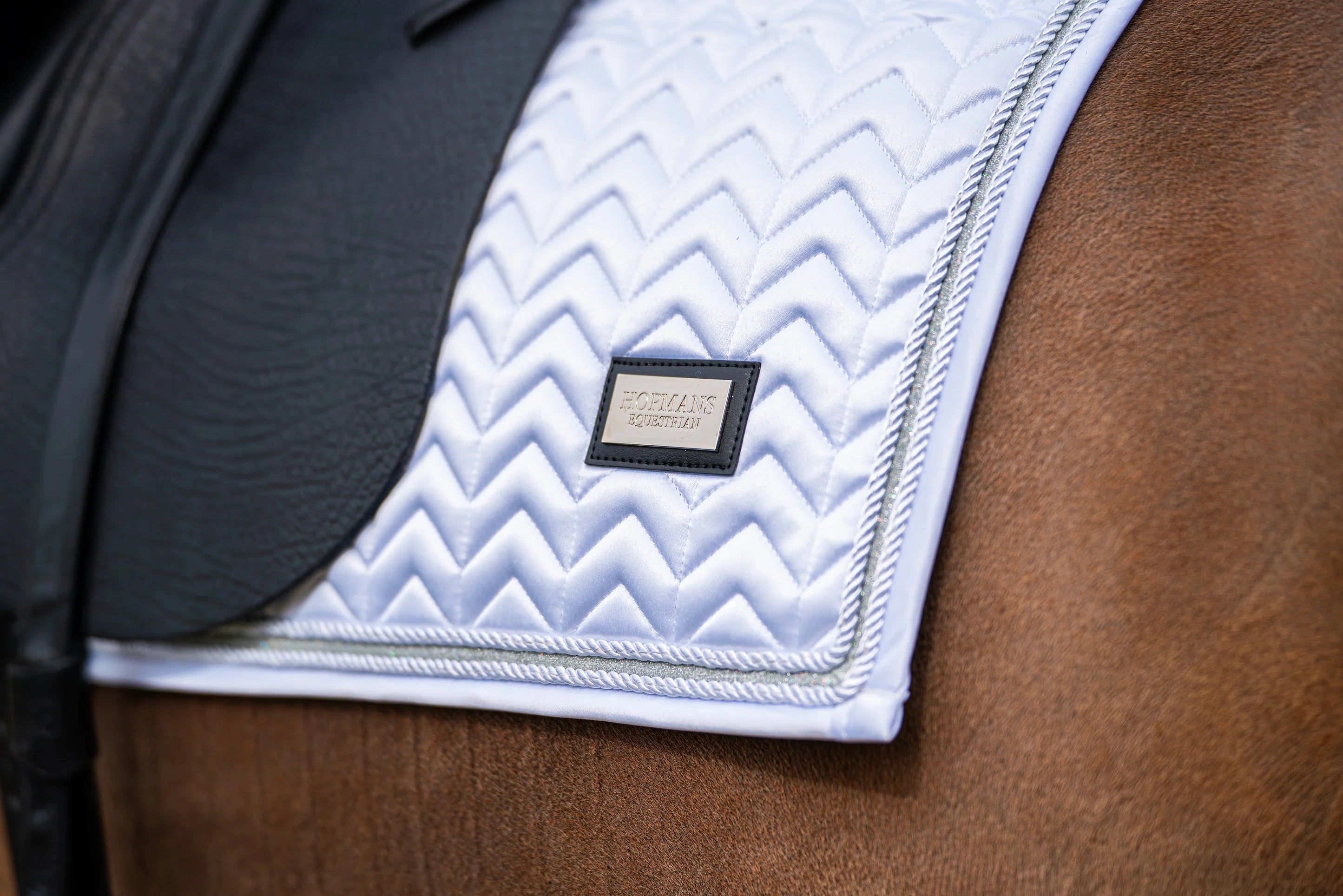 Hopmans Equestrian - Wit Dressuur Full Zilver glitter