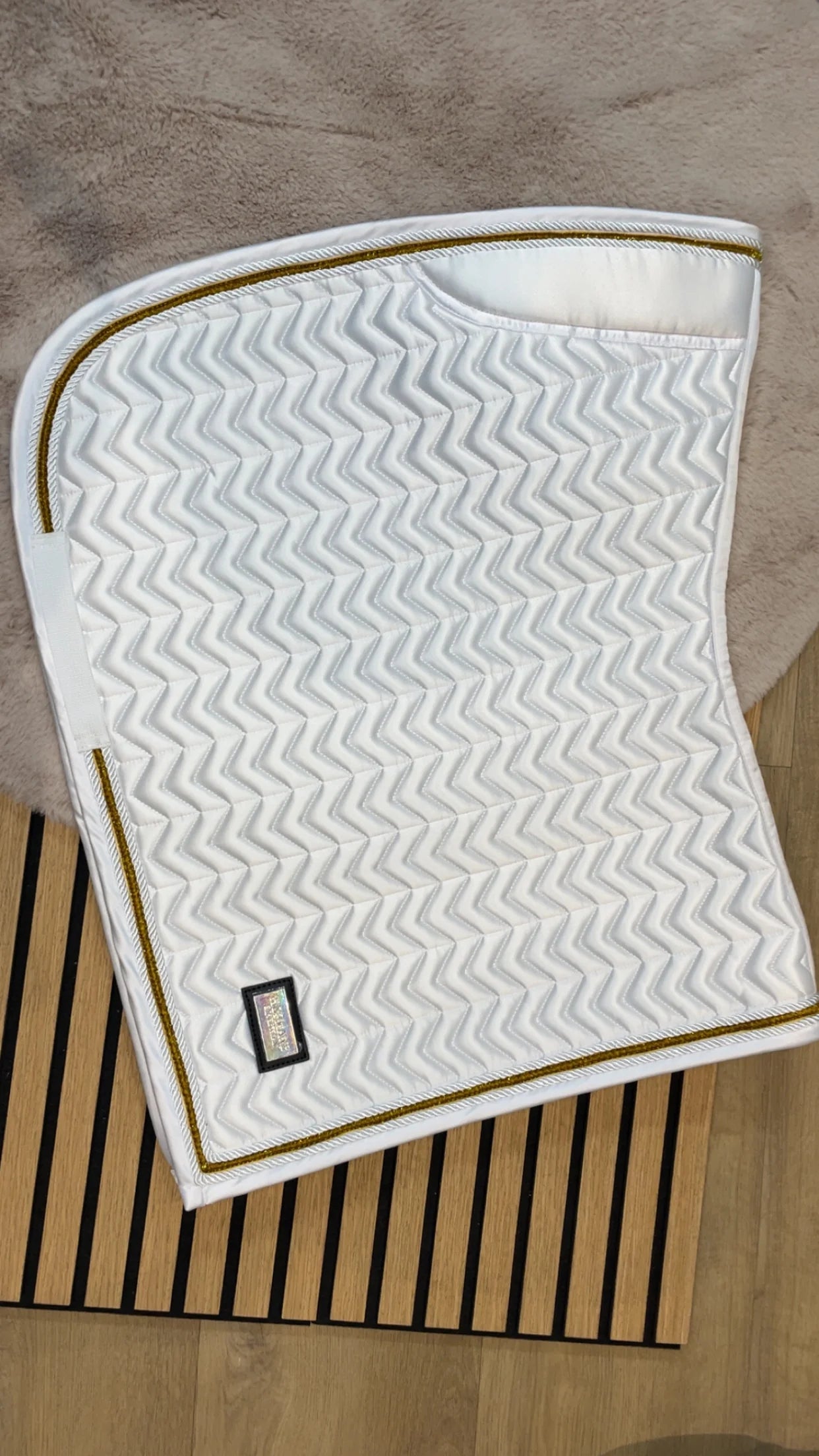 Hopmans Equestrian - Wit Dressuur Full Goud glitter