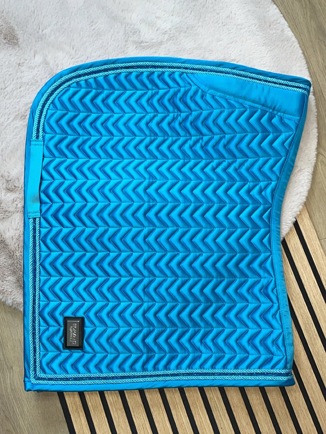 Hopmans Equestrian - Zadeldekje Aqua