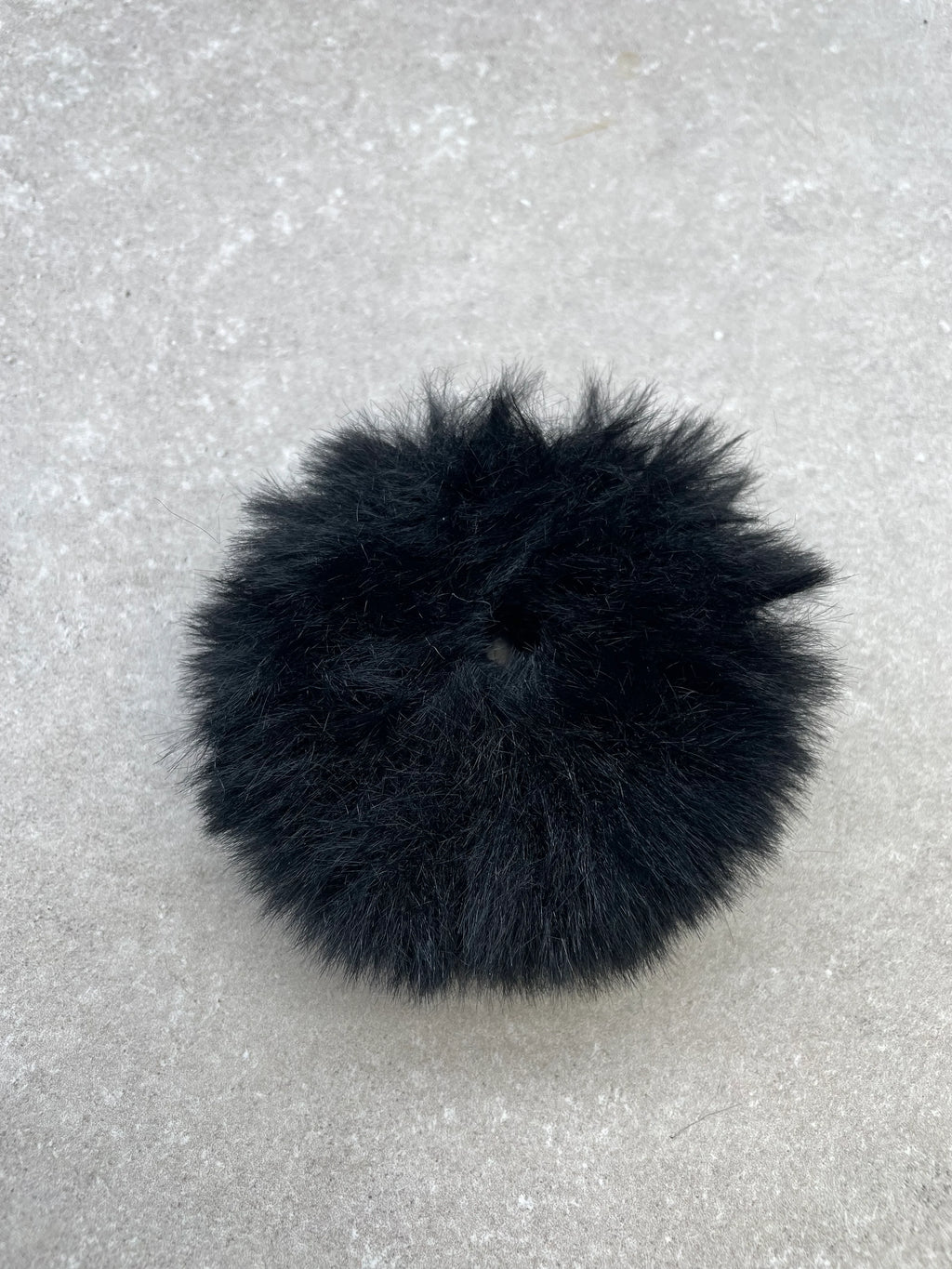 Hopmans Equestrian - Knotband Fluffy Zwart