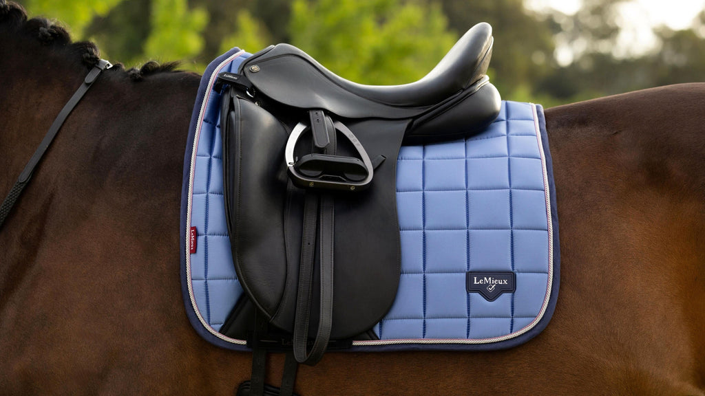 LeMieux - Loire Classic Dressuur Zadeldek Powder Blue
